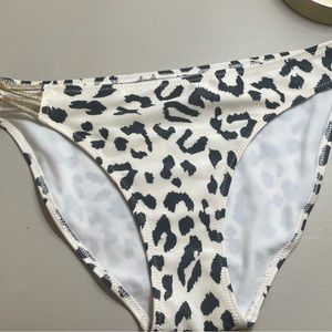 Aerie leopard print bottoms.